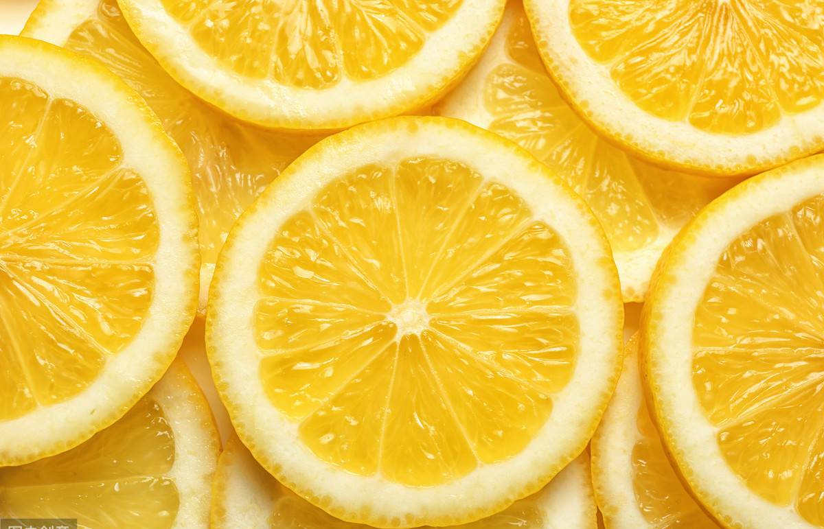 桌上的柠檬片和水果碗 库存图片. 图片 包括有 柠檬, 托盘, 柠檬酸, 自然, 弯脚的, 剪切, 甜甜 - 203813537